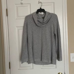 Long sleeve grey sweatshirt